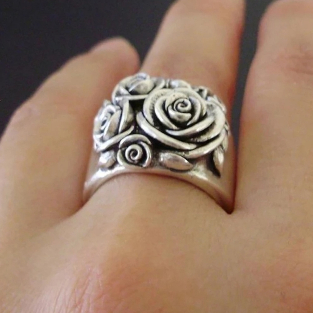 HOST PICK 💙Silver Rose Petal Ring. - Picture 3 of 6